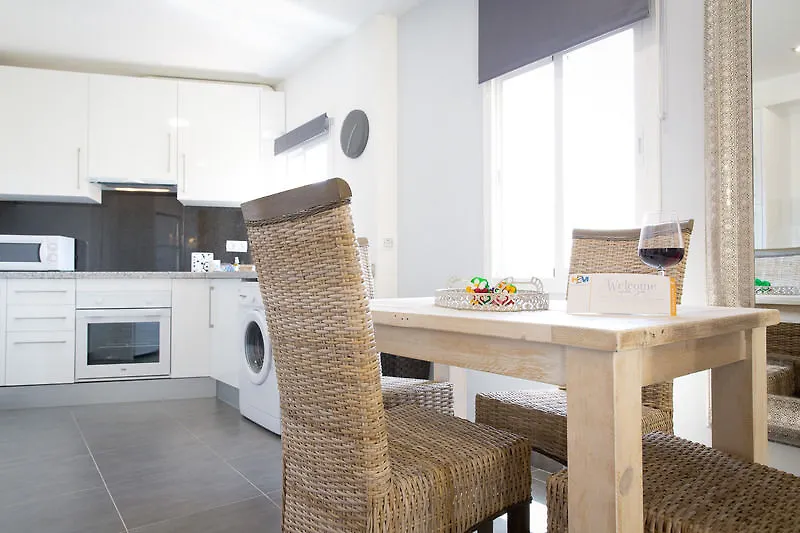 Holidays2Malaga Apartments 4*, Malaga