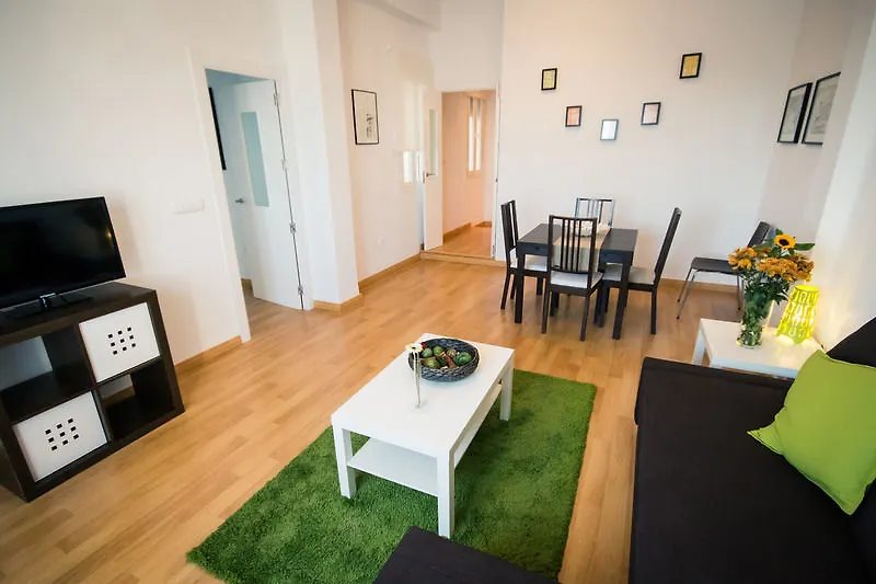Hotel Holidays2Malaga Apartments